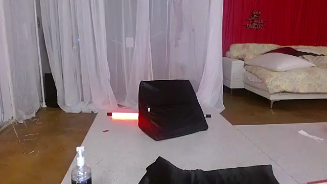 Snapshot of Sweet-Ginger chatting on 02-13-25, 07:31 Sweet-Ginger online show from 02-13-25, 07:31