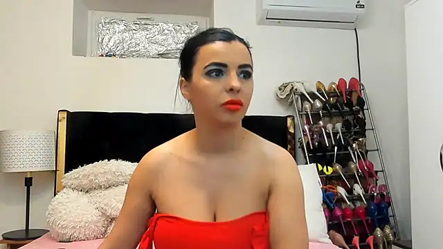 juliahayessxx online show from 04-13-26, 06:35