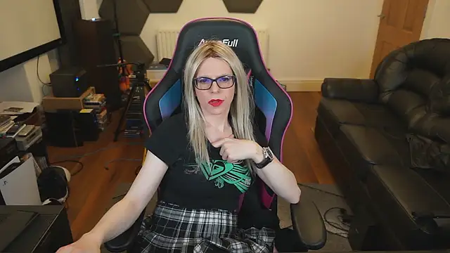 Snapshot of KelseyCobalt chatting on 01-19-25, 01:53 KelseyCobalt online show from 01-19-25, 01:53