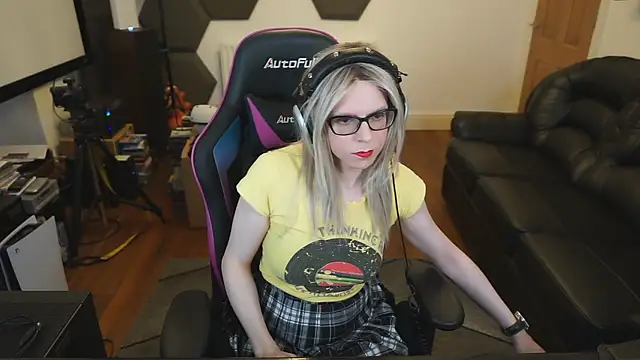 Snapshot of KelseyCobalt chatting on 02-12-25, 12:27 KelseyCobalt online show from 02-12-25, 12:27