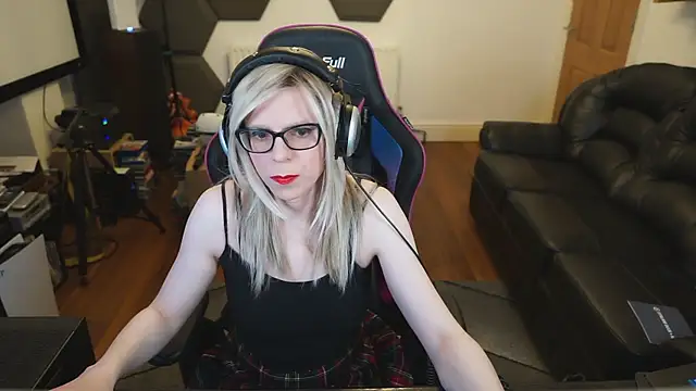 Snapshot of KelseyCobalt chatting on 02-13-25, 08:55 KelseyCobalt online show from 02-13-25, 08:55