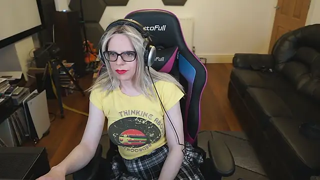 Snapshot of KelseyCobalt chatting on 02-24-25, 09:52 KelseyCobalt online show from 02-24-25, 09:52