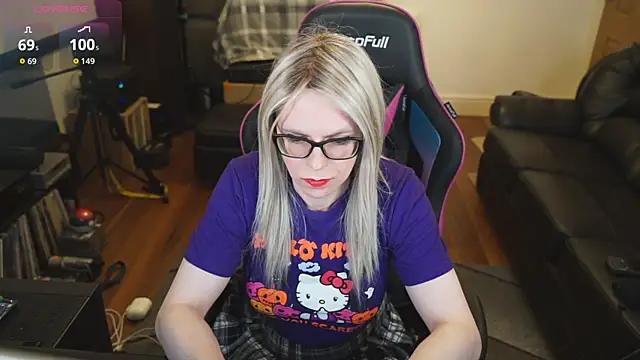 Snapshot of KelseyCobalt chatting on 09-16-25, 07:59 KelseyCobalt online show from 09-16-25, 07:59