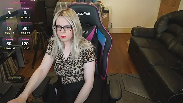 Snapshot of KelseyCobalt chatting on 10-11-25, 07:34 KelseyCobalt online show from 10-11-25, 07:34