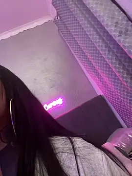  MelinaCurves  online show from 11-18-25, 10:25