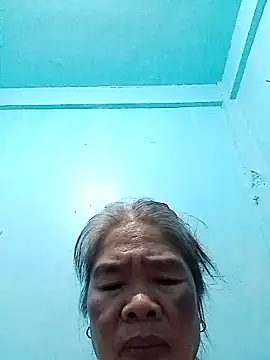 sexylizzy4u online show from 04-18-26, 05:50