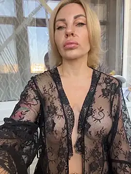 Hotnessi online show from 11-22-25, 10:36