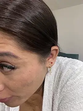 Afroditahott online show from 04-24-26, 06:32