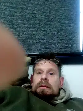Snapshot of Skody31 chatting on 10-21-25, 05:30 Skody31 online show from 10-21-25, 05:30
