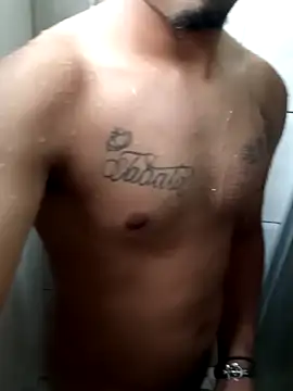 Snapshot of garoto1997 chatting on 11-06-25, 05:36 garoto1997 online show from 11-06-25, 05:36