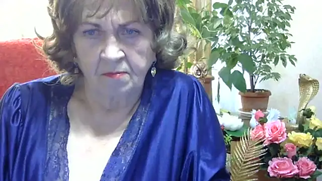 Emma52610 online show from 04-29-26, 07:23