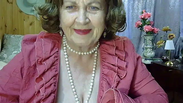 Emma52610 online show from 06-27-26, 04:56