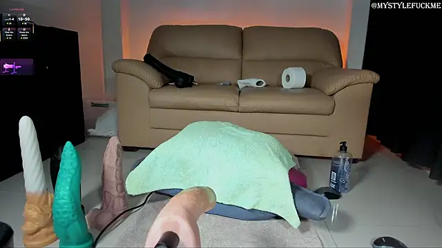 Th3Qu33n0fBigg3st online show from 11-26-25, 10:55