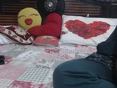 prettyindiandoll online show from 04-23-26, 05:30