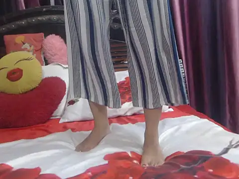 prettyindiandoll online show from 07-18-26, 06:17
