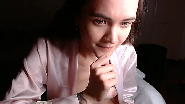 Snapshot of EvelynGG chatting on 01-04-25, 07:13 EvelynGG online show from 01-04-25, 07:13