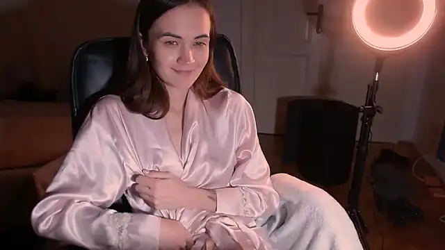 Snapshot of EvelynGG chatting on 01-10-25, 09:55 EvelynGG online show from 01-10-25, 09:55