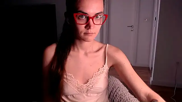 Snapshot of EvelynGG chatting on 05-10-26, 09:58 EvelynGG online show from 05-10-26, 09:58