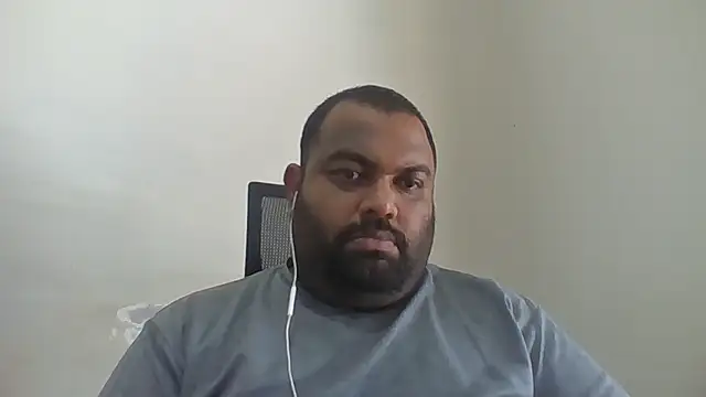 Snapshot of FatCockBoySL chatting on 06-06-26, 06:29 FatCockBoySL online show from 06-06-26, 06:29