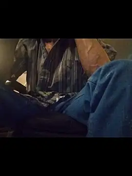 Snapshot of ROBERT0516 chatting on 02-01-26, 02:26 ROBERT0516 online show from 02-01-26, 02:26