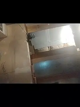 Snapshot of ROBERT0516 chatting on 02-06-26, 10:35 ROBERT0516 online show from 02-06-26, 10:35