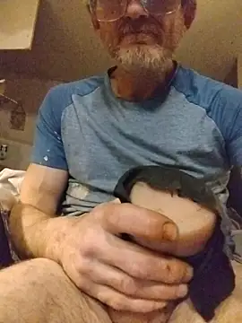 Snapshot of ROBERT0516 chatting on 02-09-26, 12:03 ROBERT0516 online show from 02-09-26, 12:03