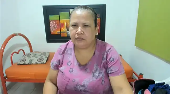 Snapshot of beckyummys chatting on 01-11-25, 11:56 beckyummys online show from 01-11-25, 11:56