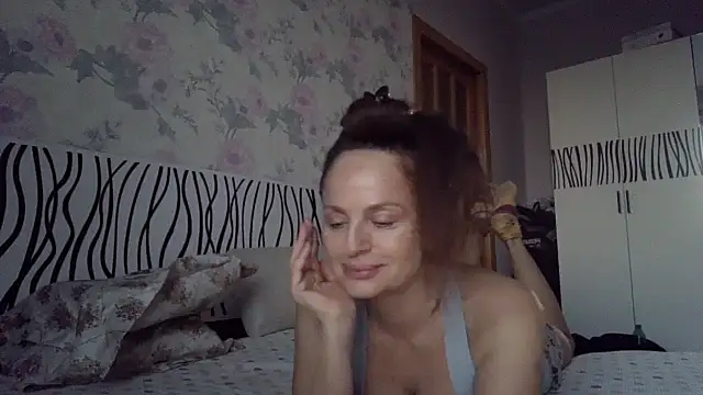 LindaStarS online show from 03-13-26, 04:02