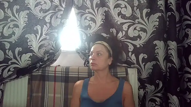 LindaStarS online show from 06-24-26, 04:11