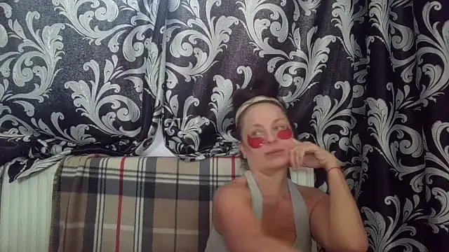LindaStarS online show from 06-28-26, 05:24