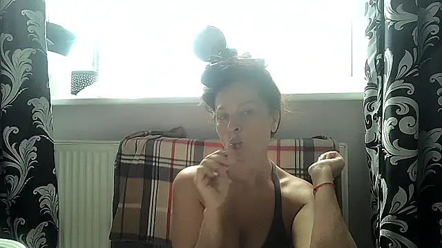 LindaStarS online show from 07-07-26, 10:52