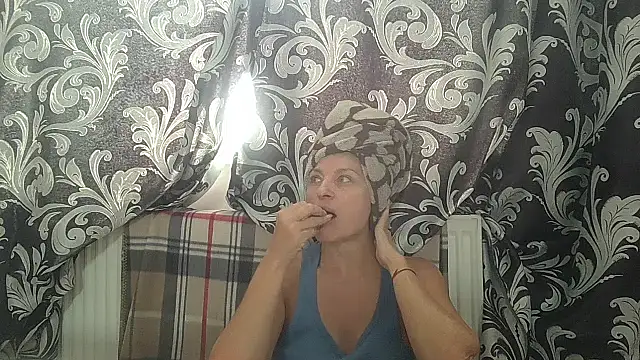 LindaStarS online show from 07-09-26, 11:58