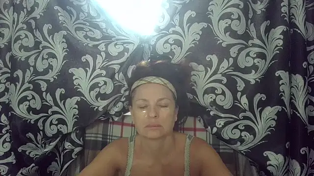 LindaStarS online show from 07-14-26, 04:39