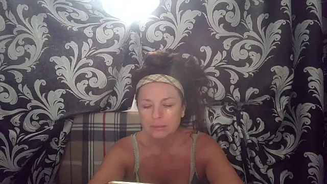LindaStarS online show from 07-20-26, 04:27