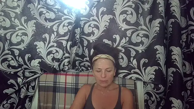 LindaStarS online show from 07-27-26, 04:19