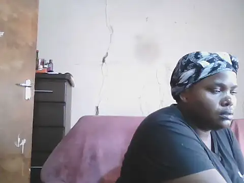 Snapshot of sexybigboobz chatting on 11-11-25, 09:09 sexybigboobz online show from 11-11-25, 09:09