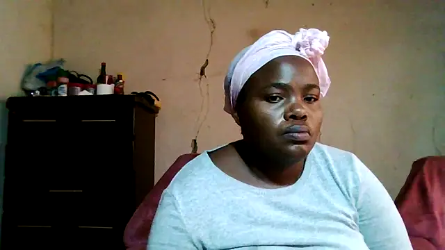 Snapshot of sexybigboobz chatting on 11-21-25, 05:28 sexybigboobz online show from 11-21-25, 05:28