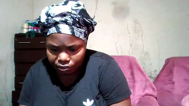 Snapshot of sexybigboobz chatting on 11-25-25, 04:45 sexybigboobz online show from 11-25-25, 04:45