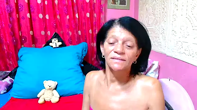 Snapshot of SLUTTYROXY chatting on 02-01-25, 02:47 SLUTTYROXY online show from 02-01-25, 02:47