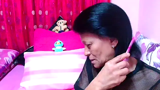 SLUTTYROXY online show from 10-29-25, 06:53