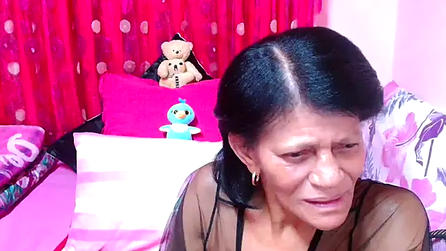 SLUTTYROXY online show from 11-05-25, 06:41