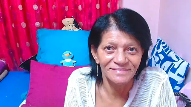 SLUTTYROXY online show from 04-18-26, 07:58