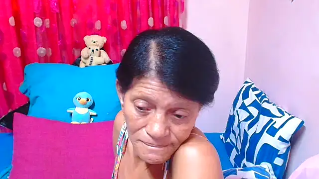 SLUTTYROXY online show from 04-20-26, 06:16