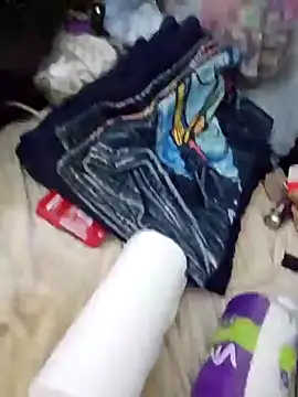 Snapshot of UncutHammer69 chatting on 12-15-24, 08:25 UncutHammer69 online show from 12-15-24, 08:25