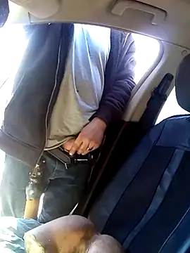 Snapshot of UncutHammer69 chatting on 12-29-24, 08:48 UncutHammer69 online show from 12-29-24, 08:48