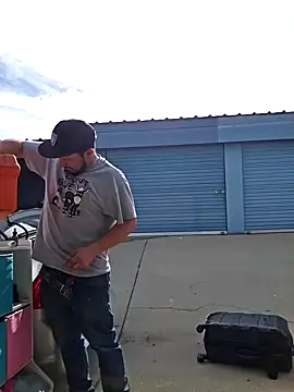 Snapshot of UncutHammer69 chatting on 01-03-25, 08:01 UncutHammer69 online show from 01-03-25, 08:01