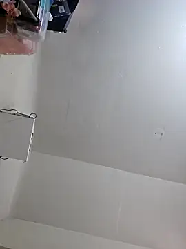 Snapshot of UncutHammer69 chatting on 01-22-25, 05:38 UncutHammer69 online show from 01-22-25, 05:38