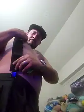 Snapshot of UncutHammer69 chatting on 02-05-25, 07:53 UncutHammer69 online show from 02-05-25, 07:53