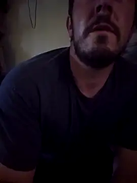 Snapshot of UncutHammer69 chatting on 02-13-25, 05:33 UncutHammer69 online show from 02-13-25, 05:33