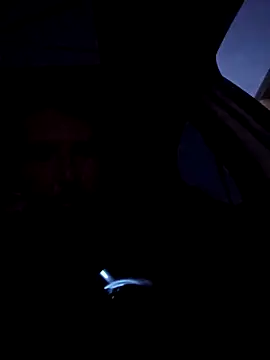 Snapshot of UncutHammer69 chatting on 03-10-25, 02:05 UncutHammer69 online show from 03-10-25, 02:05